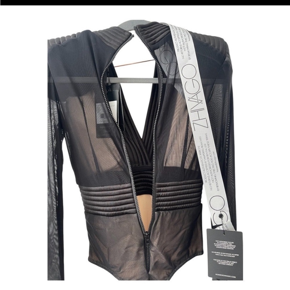 Zhivago Black Structured V-Neck Bodysuit - Picture 8 of 12